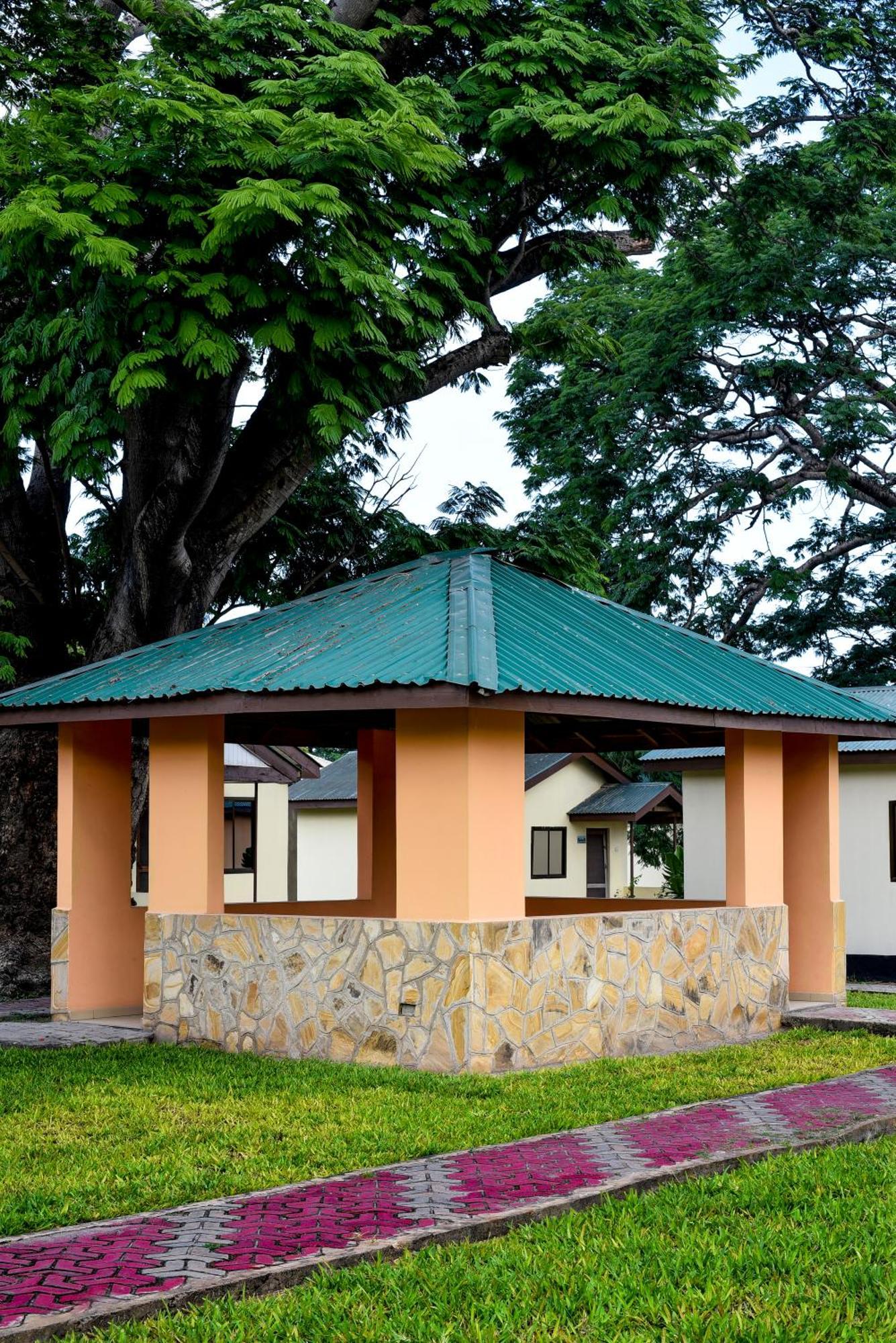 Mgulani Lodge Hotel دار السلام المظهر الخارجي الصورة